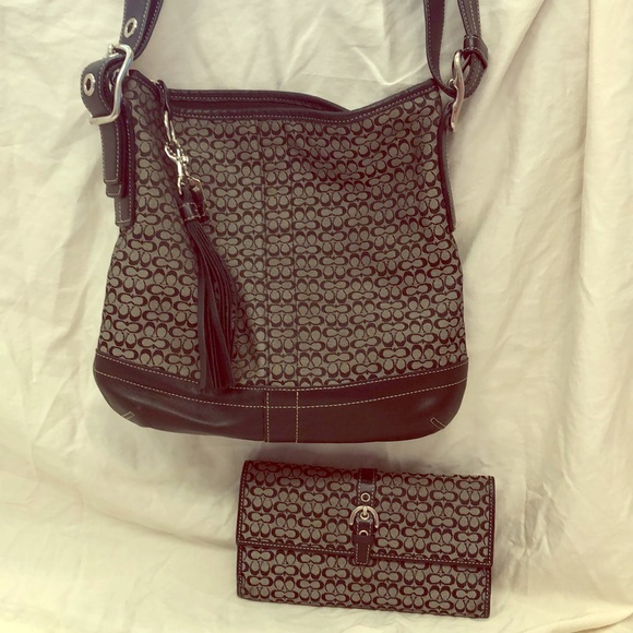 Authentic Signature black Coach satchel and wallet - Picture 1 of 12